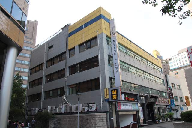 01.jpg