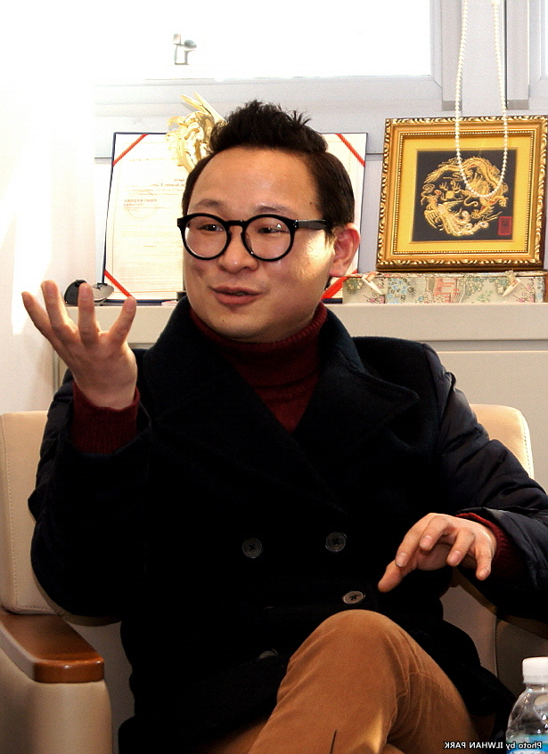 회전_web_web_DSC05394.JPG